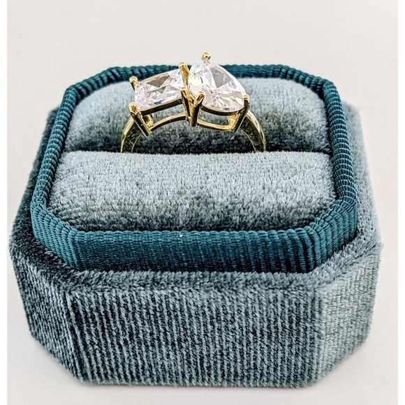 Toi Et Moi Ring Princess & Pear Cut Cubic Zirconia With Velvet Jewelry Box - Picture 11 of 17